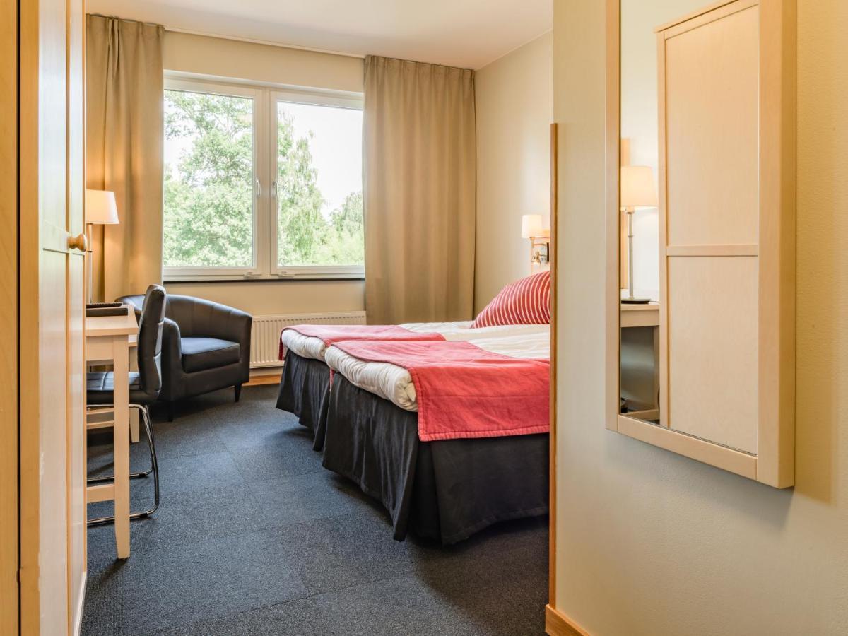 Ringsjoestrand Hotel Hörby Екстериор снимка