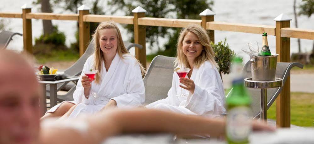 Ringsjoestrand Hotel Hörby Екстериор снимка